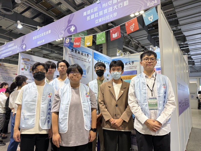 1140912USR EXPO_電子系陳暐迪老師帶領學生執行USR計畫圖片