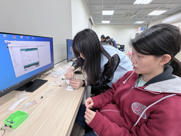 11501機器人教育科學營-故障解密：排查硬體問題