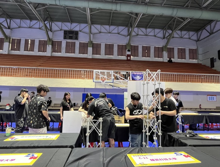 114.5.3全國大專校院學生會成果展DAY1_攤位佈置