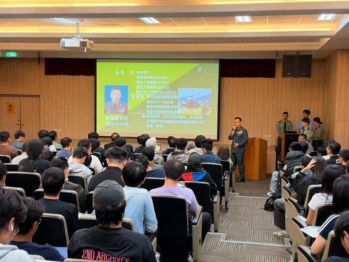 1151007國軍參訪交流-張台松中將自我介紹