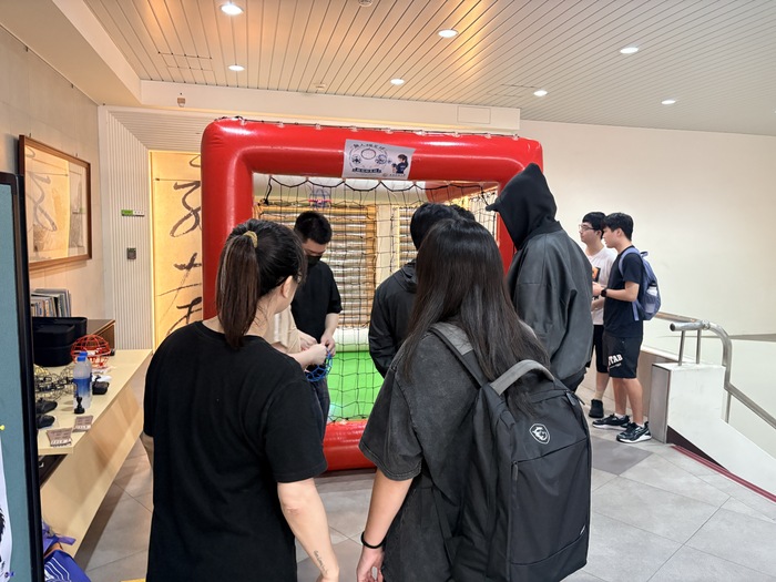 1150911社團博覽會-學長姐介紹無人機足球