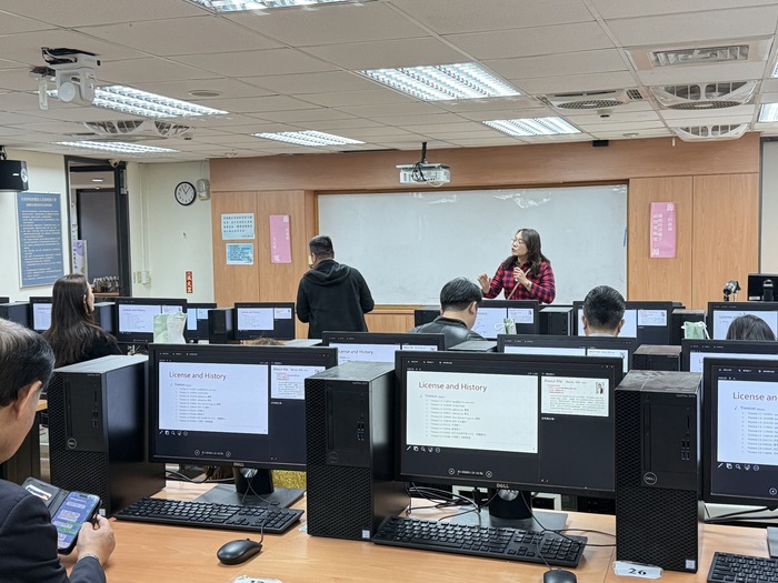 1150204內湖高工策略聯盟_資訊管理系陳鵬文主任介紹系所課程特色