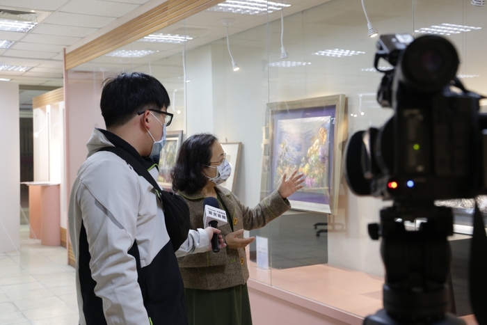 亞東科大通識中心攜手鶯歌工商 創藝流轉展現人文關懷美學素養