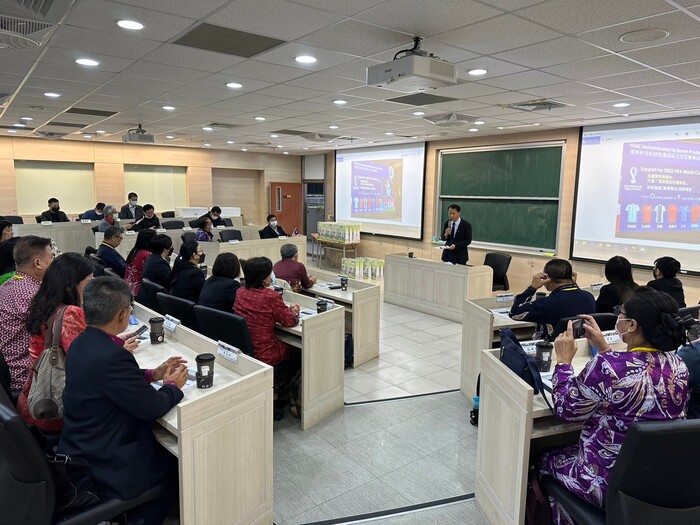 馬來西亞中學校長及督學赴臺教育文化參訪團赴亞東科技大學參訪交流，建立合作基礎