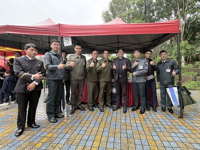 1141217 USR弱勢科學體驗營-新北市清水高中校長也前來加油打氣圖片