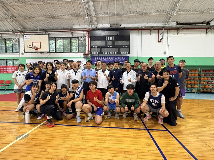 1150412全國聽障籃球運動選手基層訓練站揭幕儀式-全體選手大合照